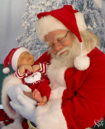 edd8d884f9dcda6175811aba05277ce5--santa-clause-santa-baby.jpg